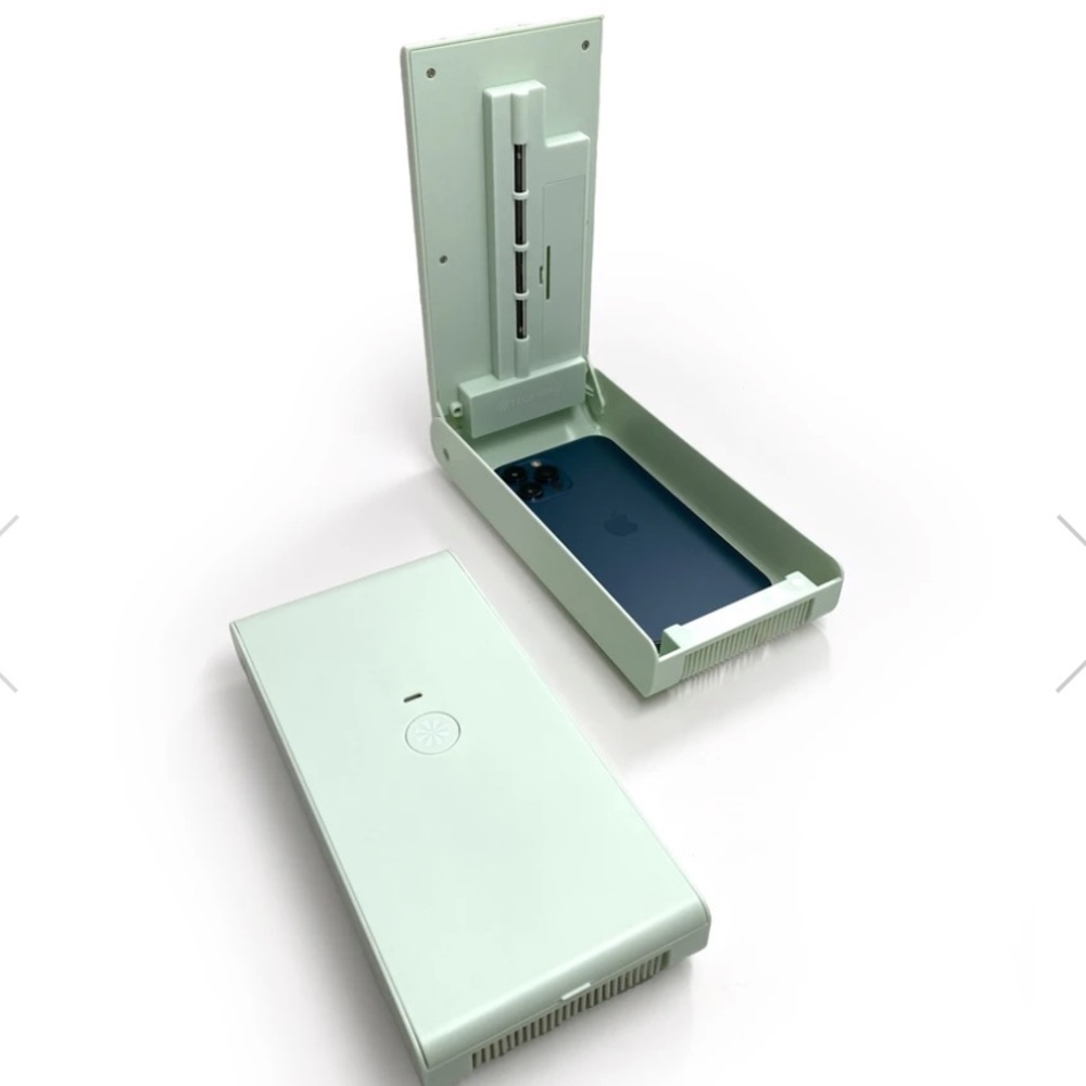 Light Mint Tech Candy Clean Slate UV Sanitizing Bed.